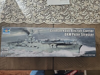 Trumpeter 06710 1:700 German Navy Aircraft Carrier DKM Peter Strasser Kit