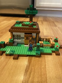 LEGO Minecraft The First Night (21115) See Description. Missing 3 Pieces