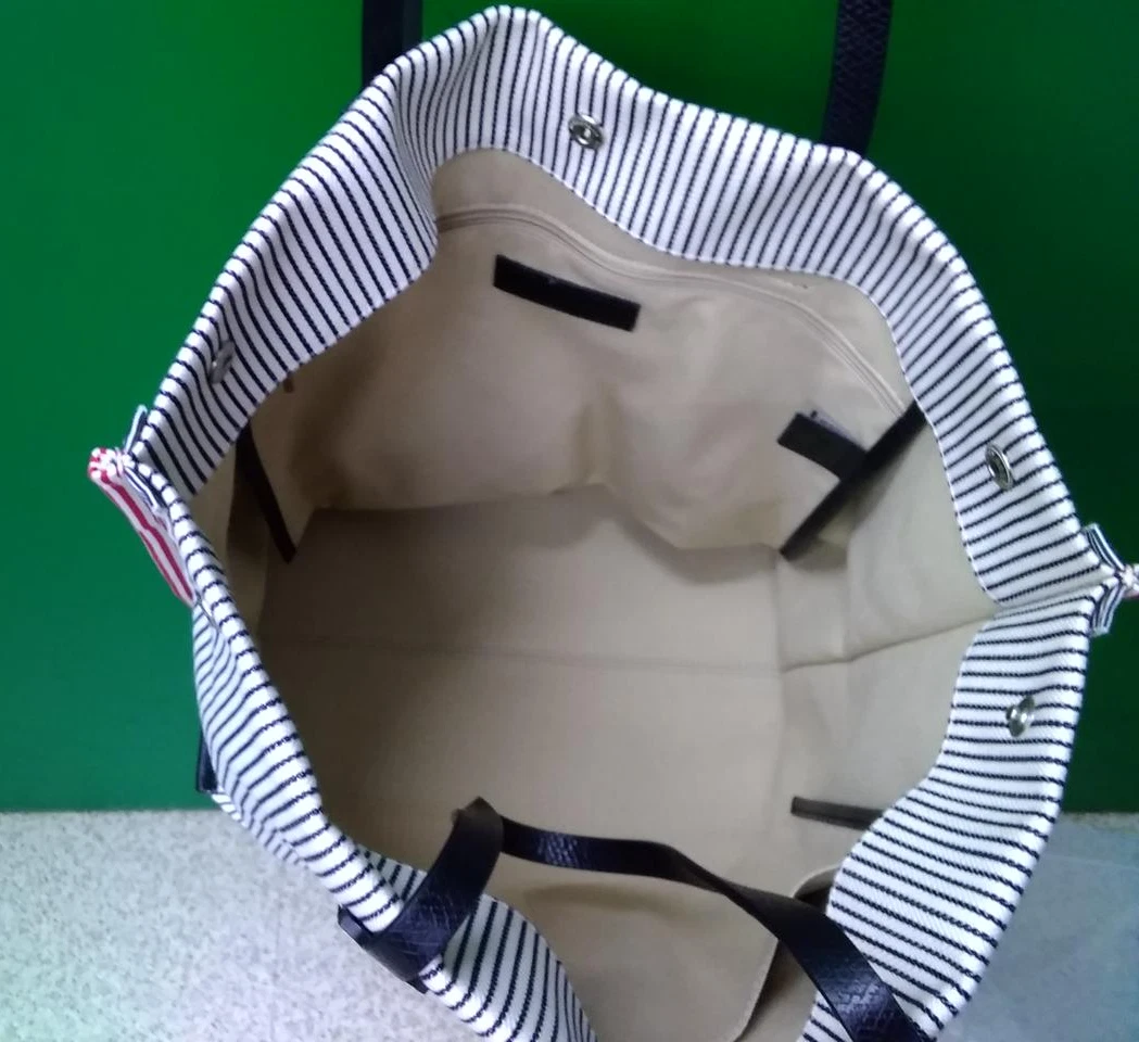 Borsa tote Longchamp Roseau Essential a righe bianca nera rossa tela L autentica