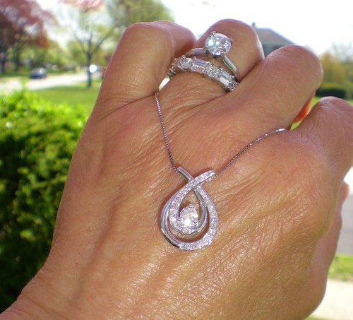 Love's Embrace 14K White Gold 1/2ct Diamond Necklace KAY ๐ $1249 ๐ RARE FIND!