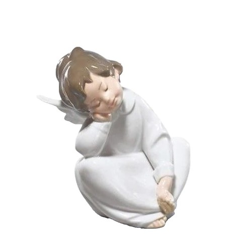 リアドロ sweep away the cloud 5726 Lladro Figurine Sweep Away the Clouds, (5726) 6.5