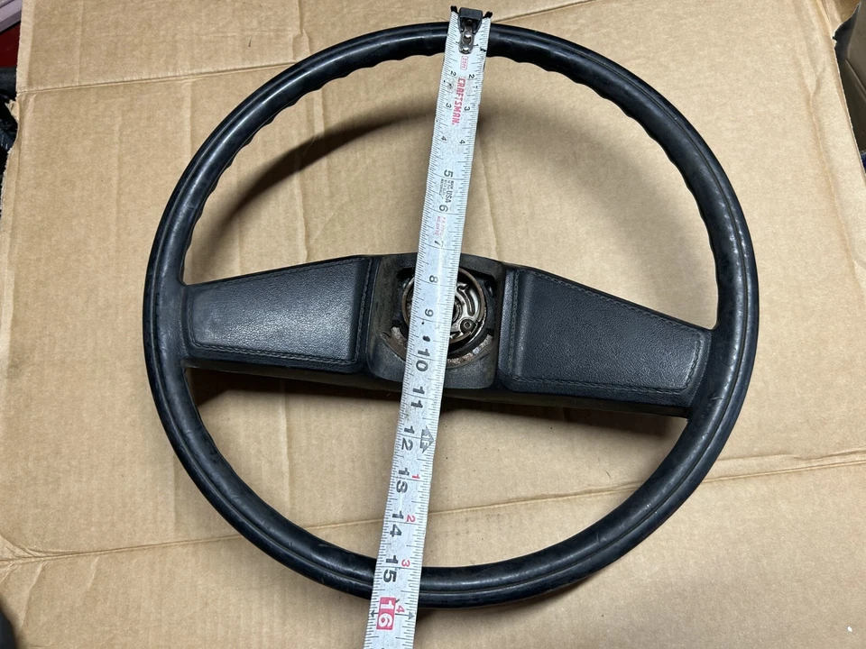 73-87 CHEVY TRUCK STEERING WHEEL SILVERADO OEM 2 BAR C10 K10 K5 SUBURBAN K20 K30 - Image 4 of 4