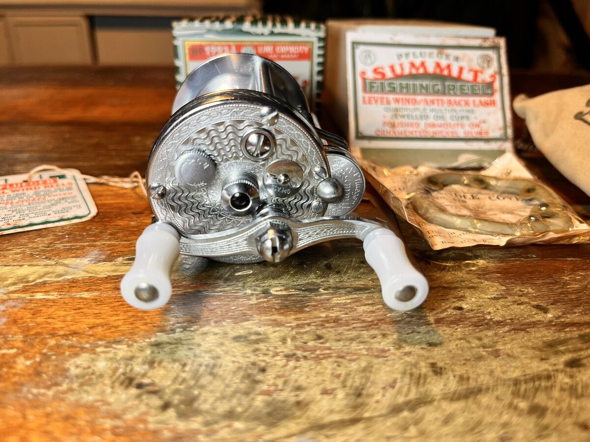 VINTAGE PFLUEGER SUMMIT #1993L ENGRAVED JEWELED NEW OLD VINTAGE PFLUEGER SUMMIT #1993L ENGRAVED JEWELED NEW OLD