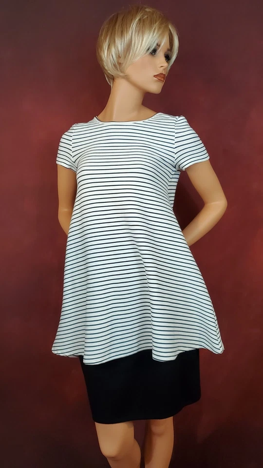 Olivaceous Boutique Short Sleeve Knit Swing Top S Scoop Back Black White Stripe - Image 3 of 4