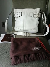 Coach SoHo Y2K 1452 Shoulder Bag  Leather Ivory crossbody w/duster