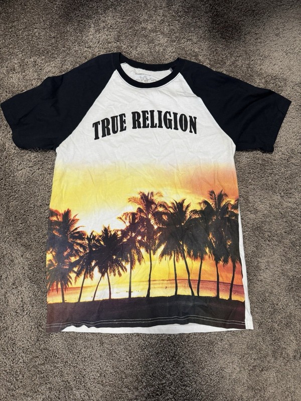True Religion Men’s Raglan Crewneck T-Shirt Palm Tree Beach Graphic L/G