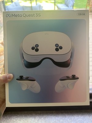 Meta Quest 3S Standalone VR Headset 128GB 120Hz 96° FOV White