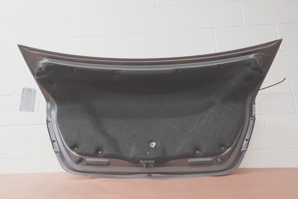 2013-2015 HONDA CIVIC SEDAN REAR TRUNK LID (OEM) COMPLETE W/REAR CAMERA - Image 2 of 4