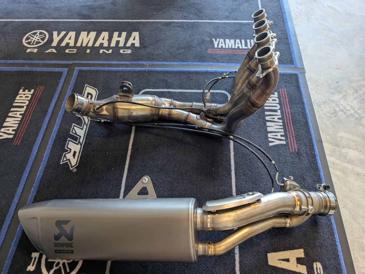 CBR1000RR-R純正AKRAPOVIC Shop Akrapovic Racing Line Full Exhaust 2021+ Honda