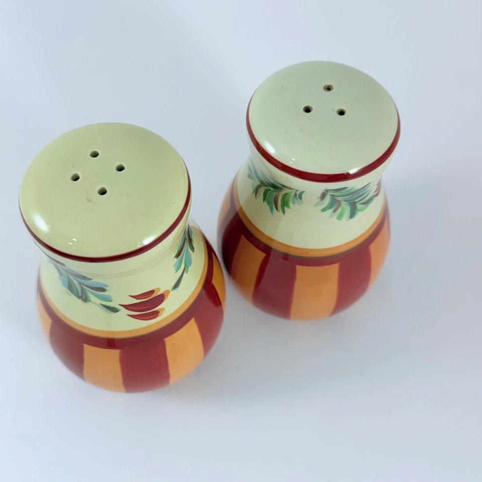 Salero y pimentero de cerámica pintado a mano rojo amarillo a rayas cocina toscana Foto 2 de 4