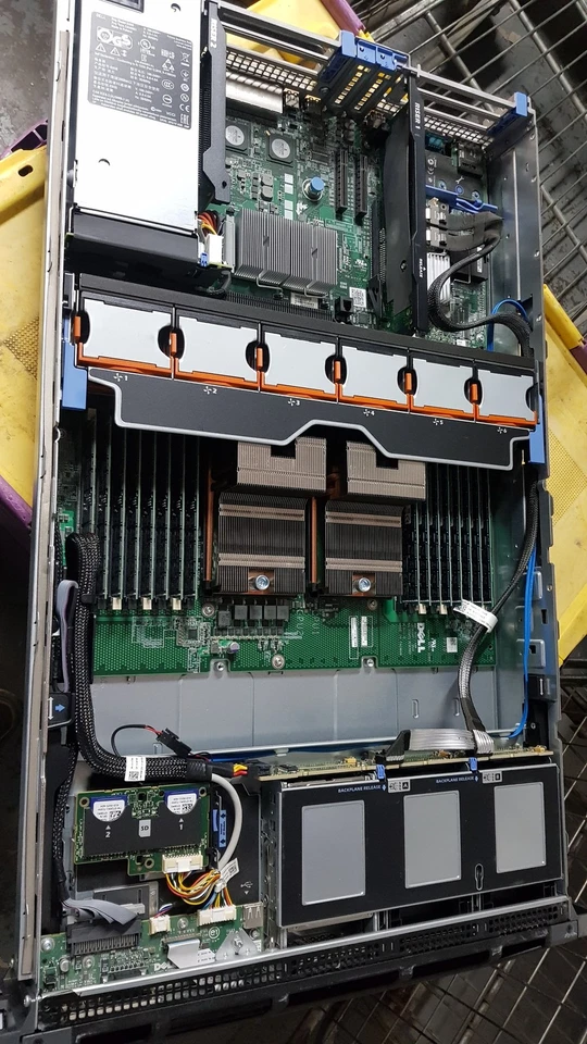 Dell PowerEdge r715 2x AMD Opteron 6348 128GB 2x 146GB 2U Server - Image 3 of 4