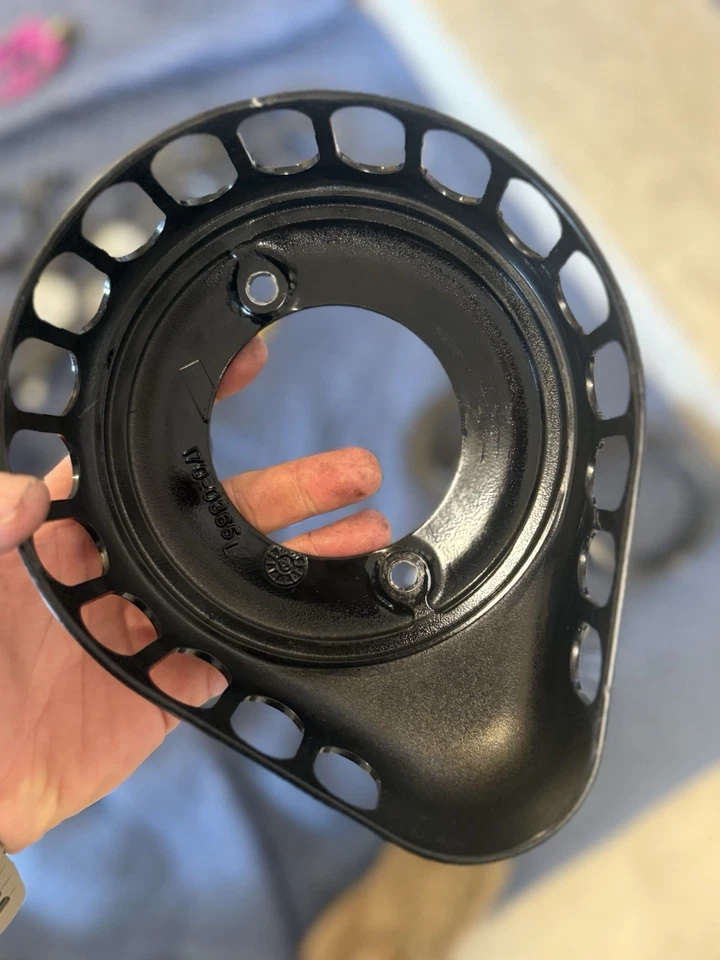 S&S Cycle - 170-0718A - Kit de purificador de aire Air Stinger Stealth, negro brillante Foto 3 de 4