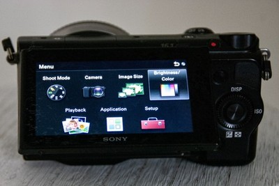 Sony Alpha NEX-5N Mirrorless Camera Black - PARTS OR REPAIR - READ!