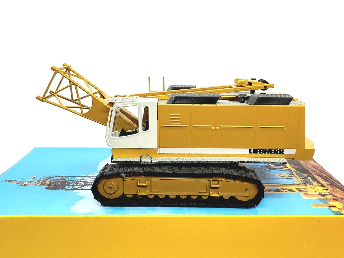 Liebherr HS883 Crawler Crane - Conrad 1:50 Scale Diecast Model