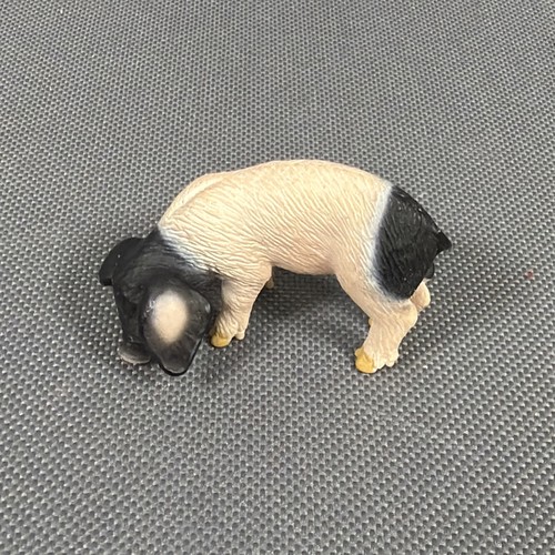 Schleich Swabian Hall Piglet 2007 - Retired Pink Black