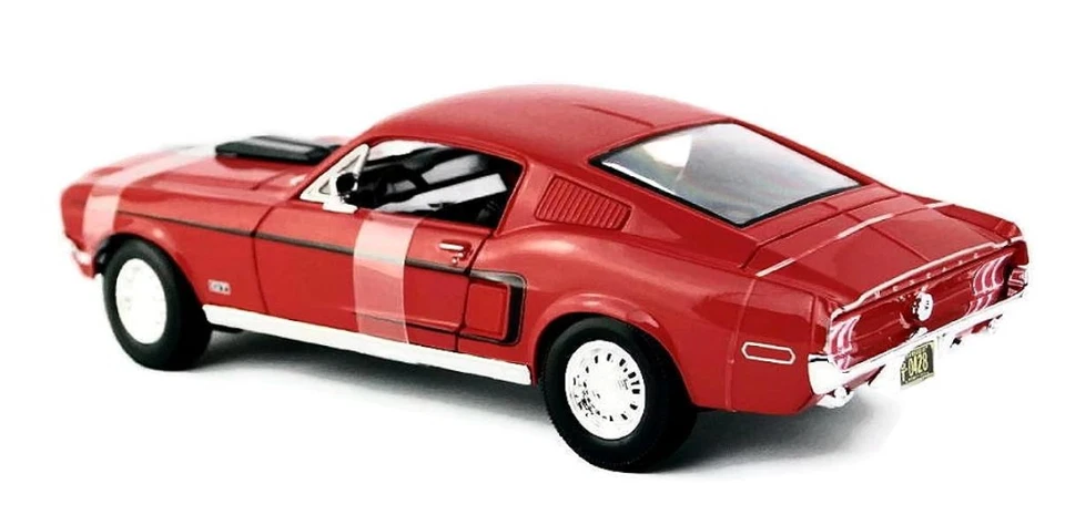 Ford Mustang GT 1968 Cobra Jet (escala 1:18) Foto 3 de 4