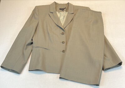 Tahari Taupe Wool Blend Lined 3-Button Skirt Suit Women s 12