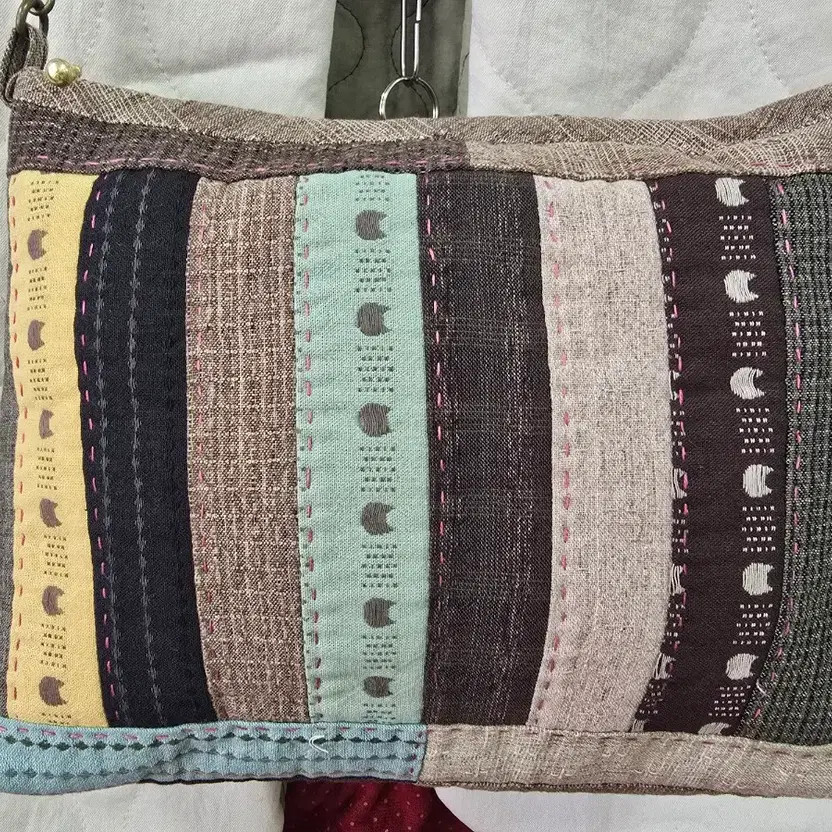 Handmade Patchwork Crossbody Bag - Unique Design - image 10