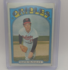 Topps 1972 Topps Dave McNally #490 Baltimore Orioles Baseball Card