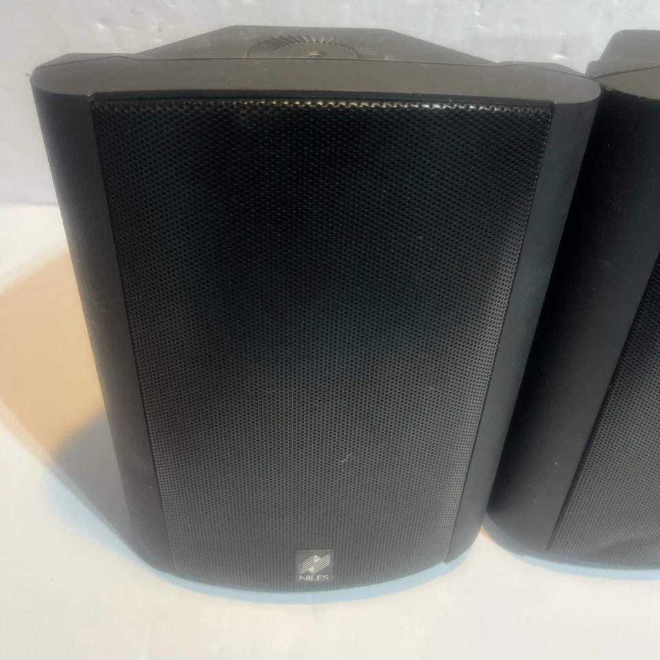 Niles Audio OS-6 Indoor Outdoor Speakers Pair Weather Resistant Tested Read Desc - Image 2 of 4