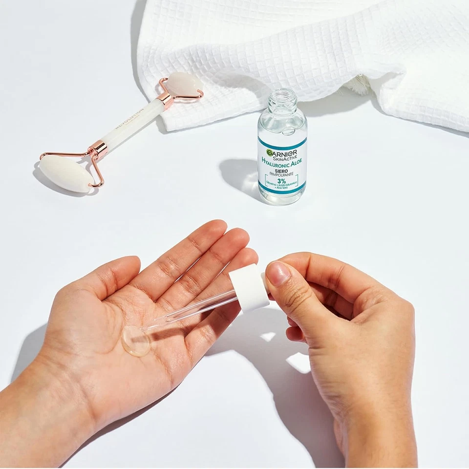 Siero Rimpolpante, per Tutti I Tipi Di Pelle, Arricchito Con Acido Ialuronico, A - Immagine 3 di 4