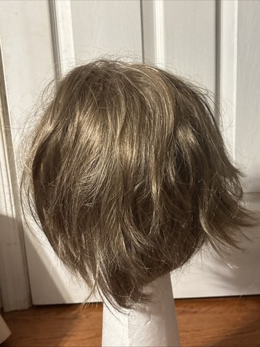 UNSPOKEN Wig by GABOR-GL12/16, Golden Walnut Lace Front, Mono Part, New/Open Box - Picture 7 of 7