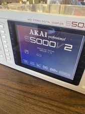 Akai S5000 MIDI Stereo Digital Sampler   64-Voice, WAV, 2GB Internal Hard Drive