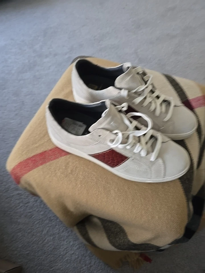 ZAPATILLAS BRUNO MAGLI 'LISBOA' PARA HOMBRE CUERO GAMUZA TOSTADO BRITÁNICO TALLA 10.5/43.5 $298 Foto 2 de 4