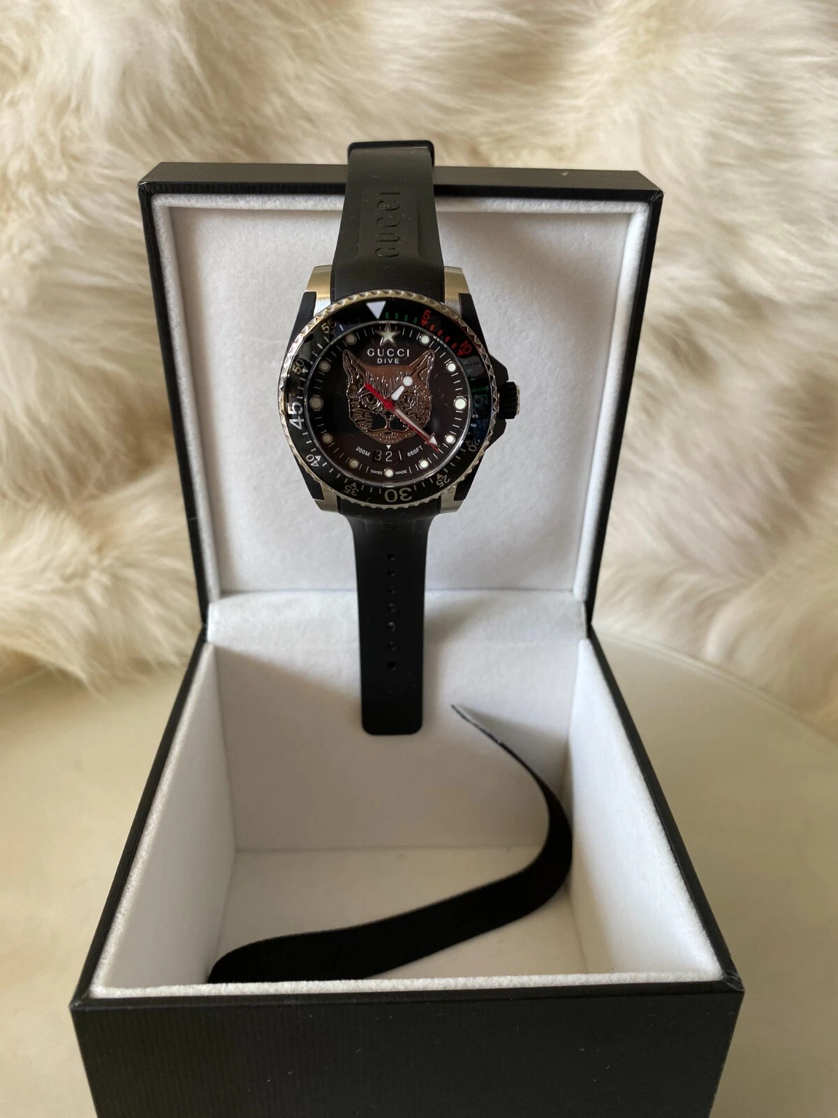Montre Gucci unisexe Gucci montre bracelet Dive YA136320