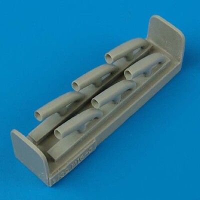 Quickboost.net - MiG-3 Exhaust 1:32 (Trumpeter Kit)