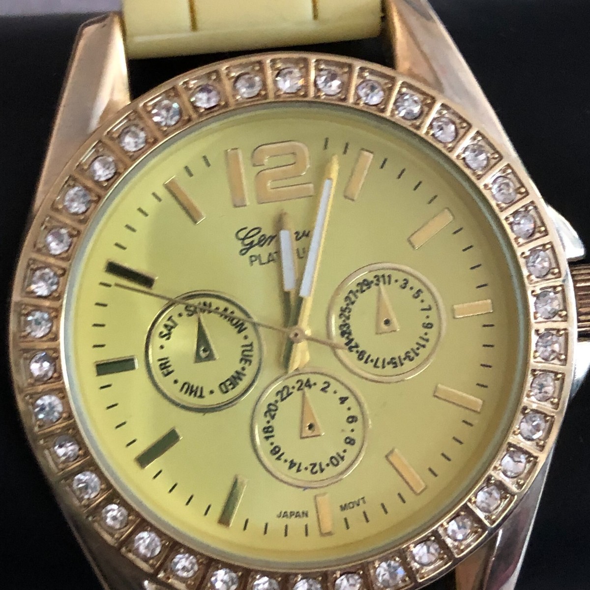 NWOT Pair of Geneva Platinum Crystals Watches in Storage Box  display picture 2