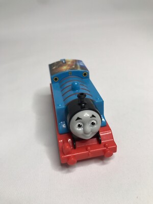 Mattel 2017 Trackmaster Thomas & seine Freunde motorisierter Zug NACHTLIEFERUNG HYPERGLO