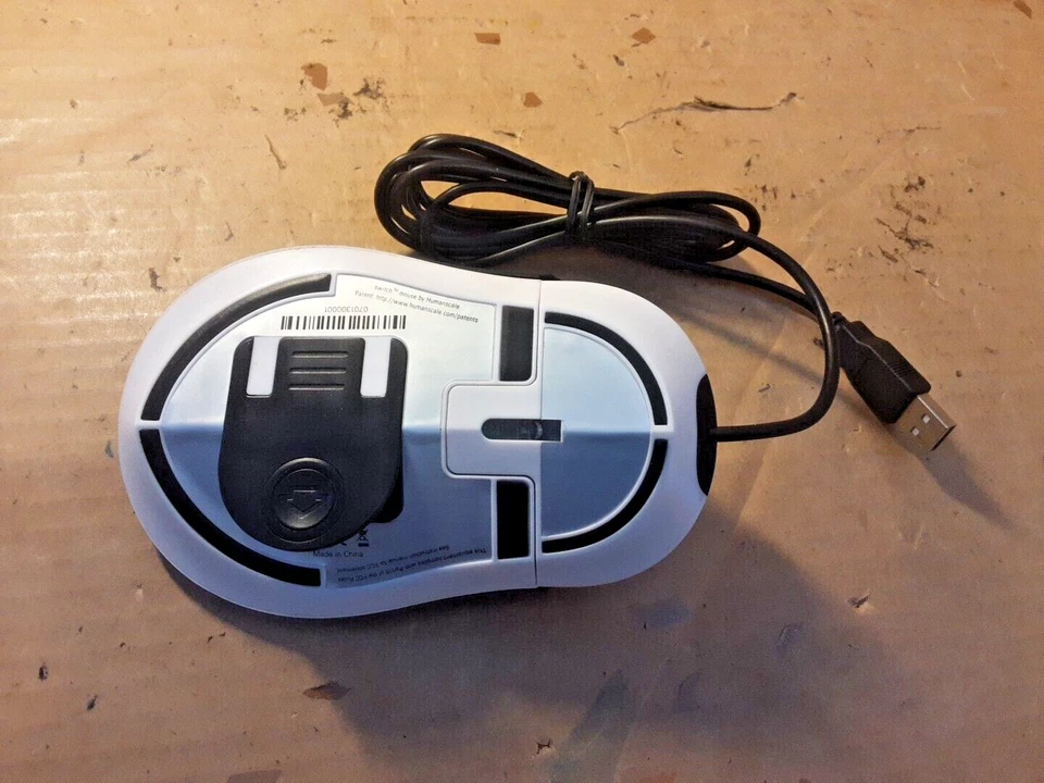 Humanscale Switch Mouse - Laser - Cable - Usb - 1600 Dpi - Tilt Wheel - 3 Button - Image 3 of 4