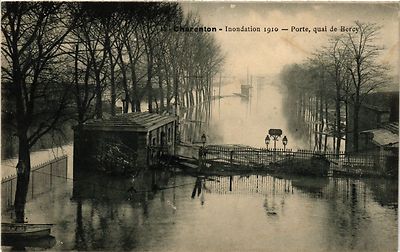 Old postcard Charenton - Porte quai de Bercy (275128)