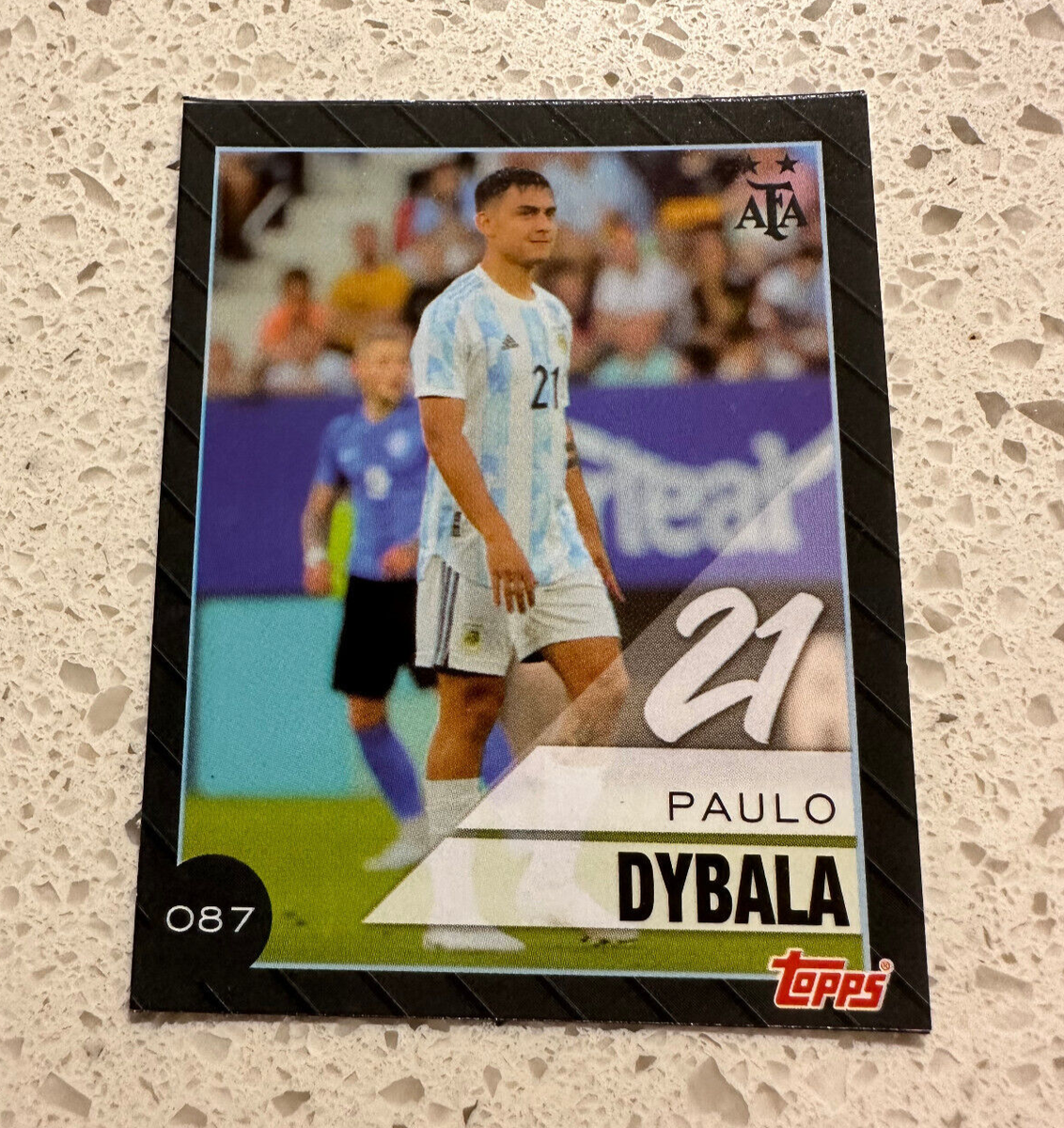 PF Paulo Dybala 2021-22 topps インサートカード 2022 Topps Vamos Argentina Sticker Paulo Dybala World Cup Champion