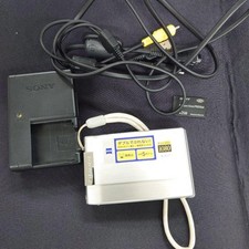 SONY Cyber-shot DSC-T100, operation confirmed, digital camera.