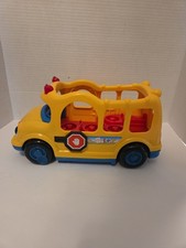 Excellent Used Fisher-Price Little People Yellow Bus Plays Music And Lights Up 
