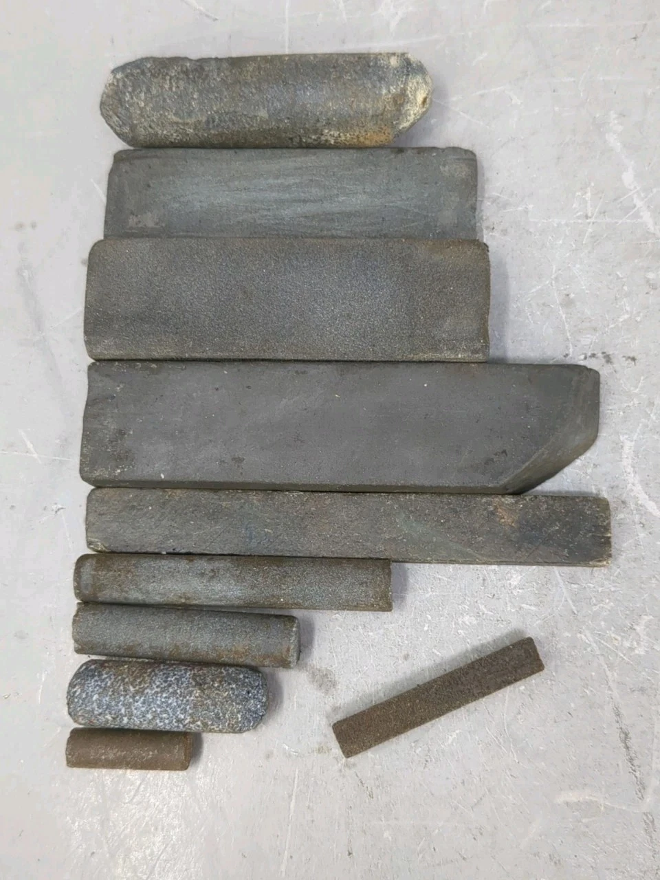 Machinist Honing Stone 10 Pc Lot Mixed Shapes Tool Room Knife Sharpener Vintage
Opens in a new windo