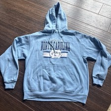 Vintage North Carolina Tar Heels Hoodie Size Large 90s