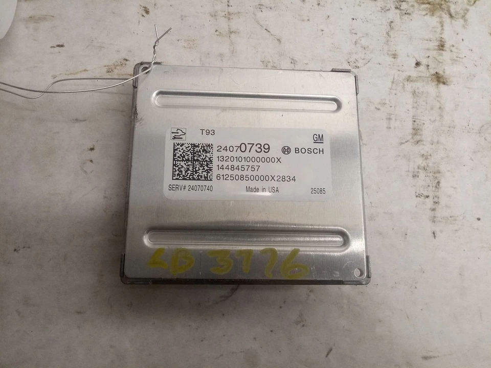 Chassi de controle de transmissão 2025 GMC Sierra 1500 ECM 3045366 - Imagem 4 de 4