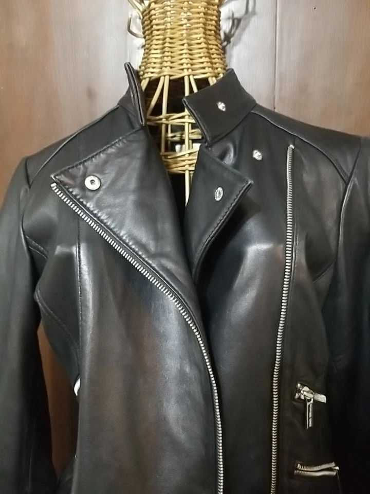 Michael Kors Women’s jacket Moto  Genuine Leather  Size XS S Motorcycle Soft! - Image 3 of 4