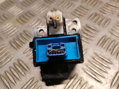 LEXUS IS II GSE2, ALE2, USE2 Switches 55438-53030 - Picture 3 of 4