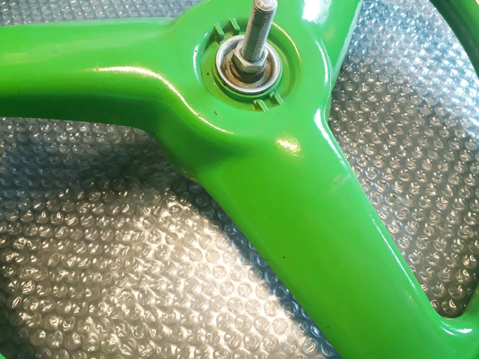 ROUE AVANT 16" ORIGINAL PEUGEOT POUR MOBS PEUGEOT 103 RCX phase2 - Photo 3/4