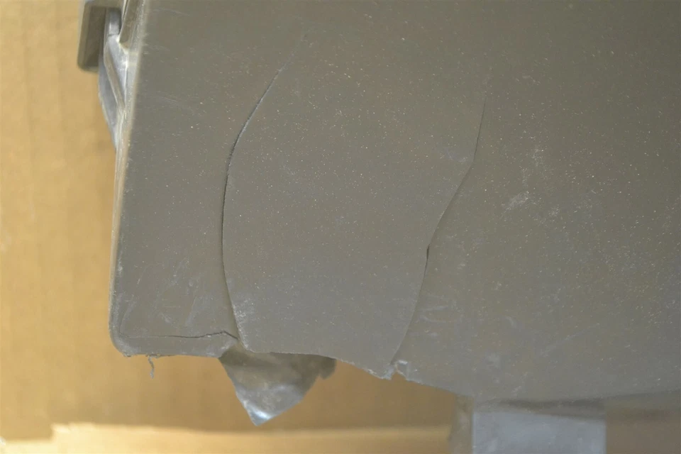 2008 Lincoln MKZ Fuse Box Junction OEM 8H6T14290B Module 138-14d1 - Image 3 of 4