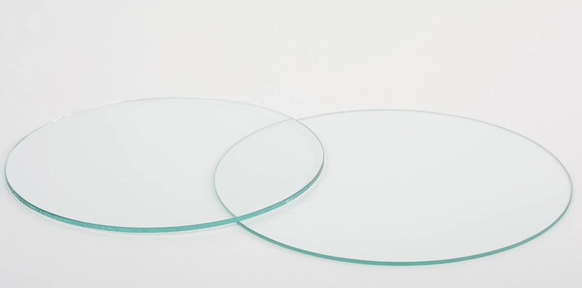Glas nach Maß: Wärmeschutzglas, Spiegel & Glasscheiben Experten - Glaszuschnitt & Glasplatten vom Profi Glas nach Maß: Wärmeschutzglas, Spiegel & Glasscheiben Experten - Glaszuschnitt & Glasplatten vom Profi