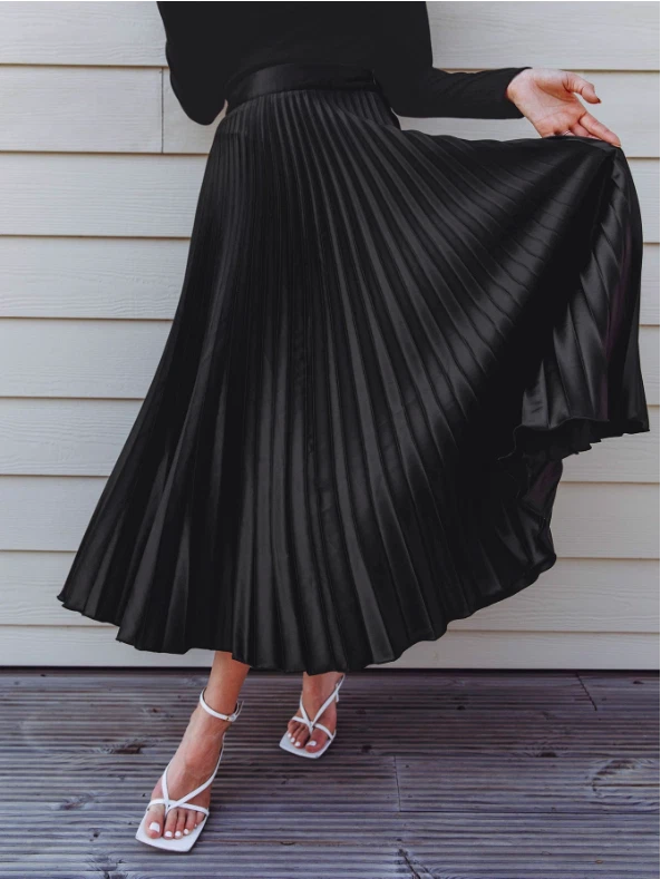 Black pleated skirt clearance xs