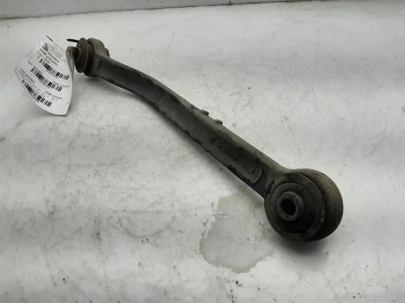 Brazo de control superior brazo fundido trasero 04-10 CHEVROLET AVALANCHE 1500 15208540 Foto 2 de 4