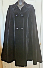 VTG Drizzle S/M Black Velvet Opera Cape Cloak Lined Buttons Double Breasted