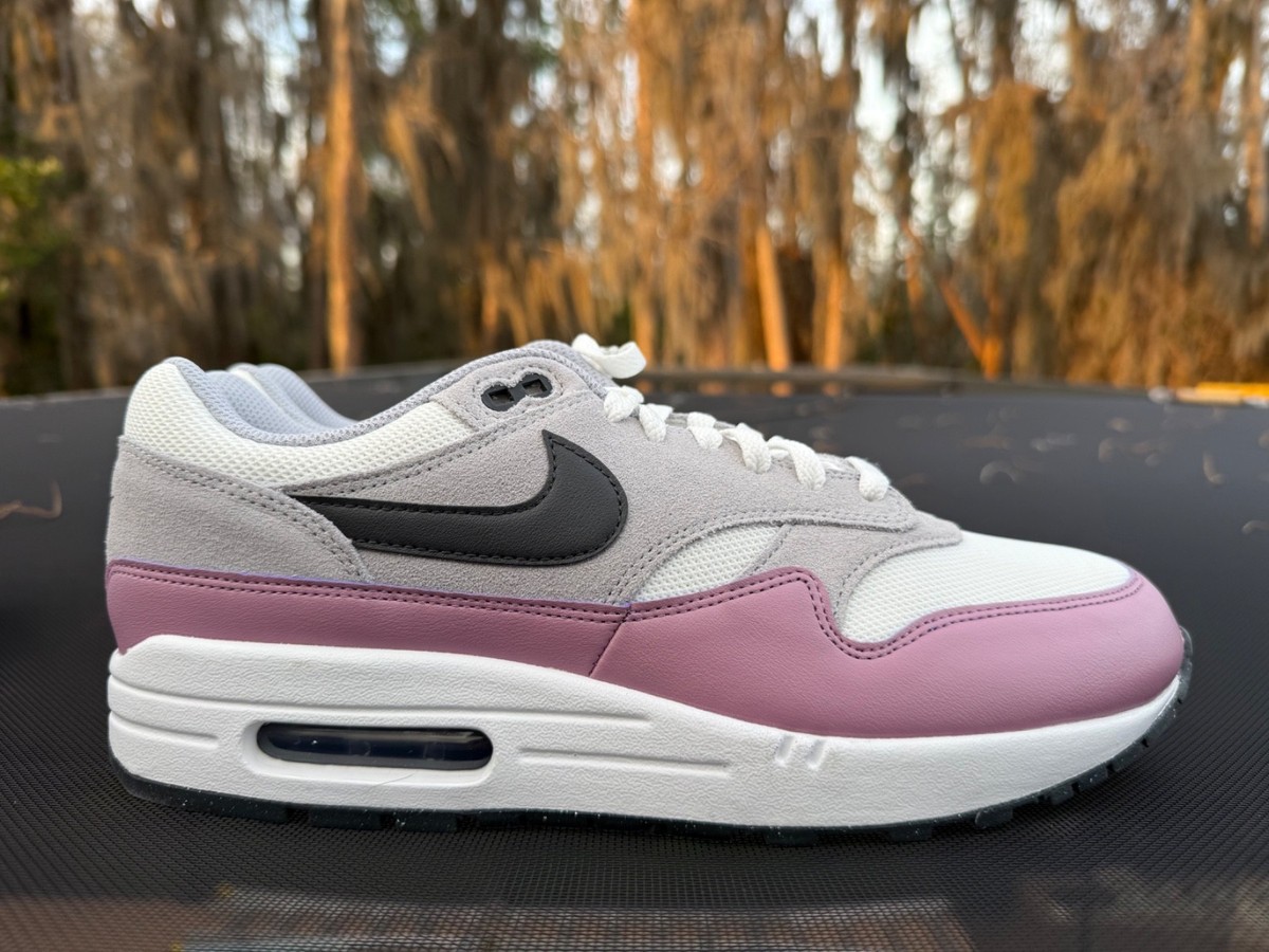 New Nike Air Max 1 Essential Wolf Grey Pink Size 10.5 Shoes FZ5808