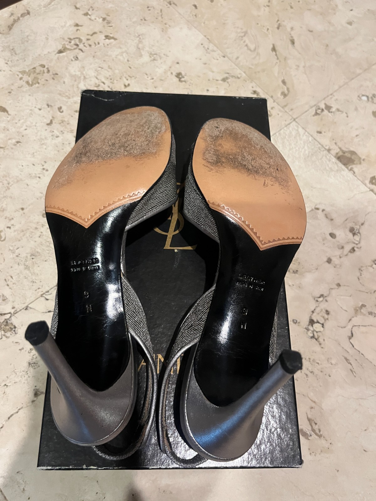 Scarpe da donna Yves Saint Laurent Giselle argento con tacco a spillo taglia 9